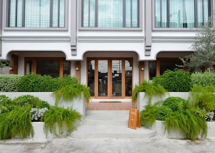 Vst Punnawithi Hotel Bangkok